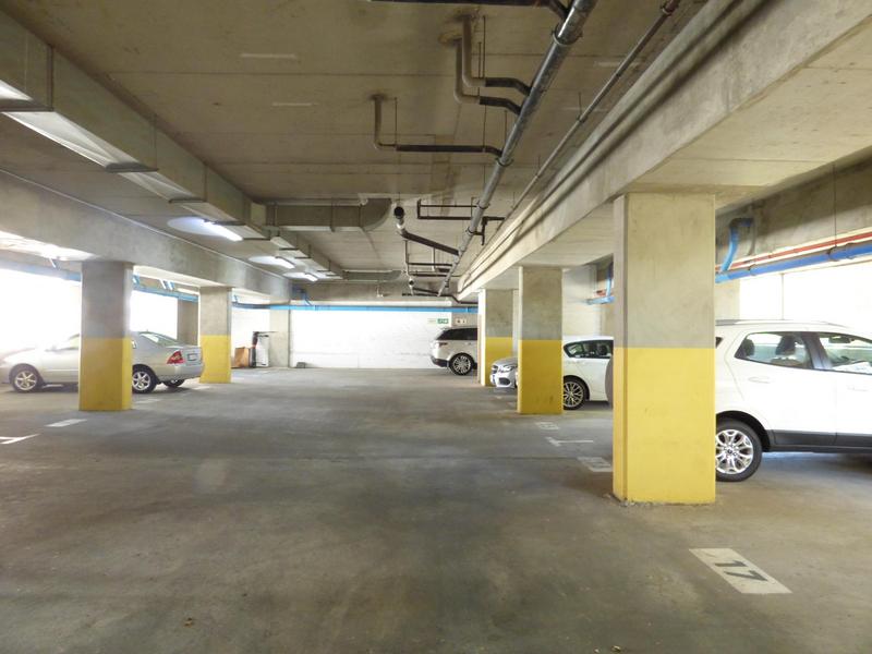1 Bedroom Property for Sale in Green Point Western Cape